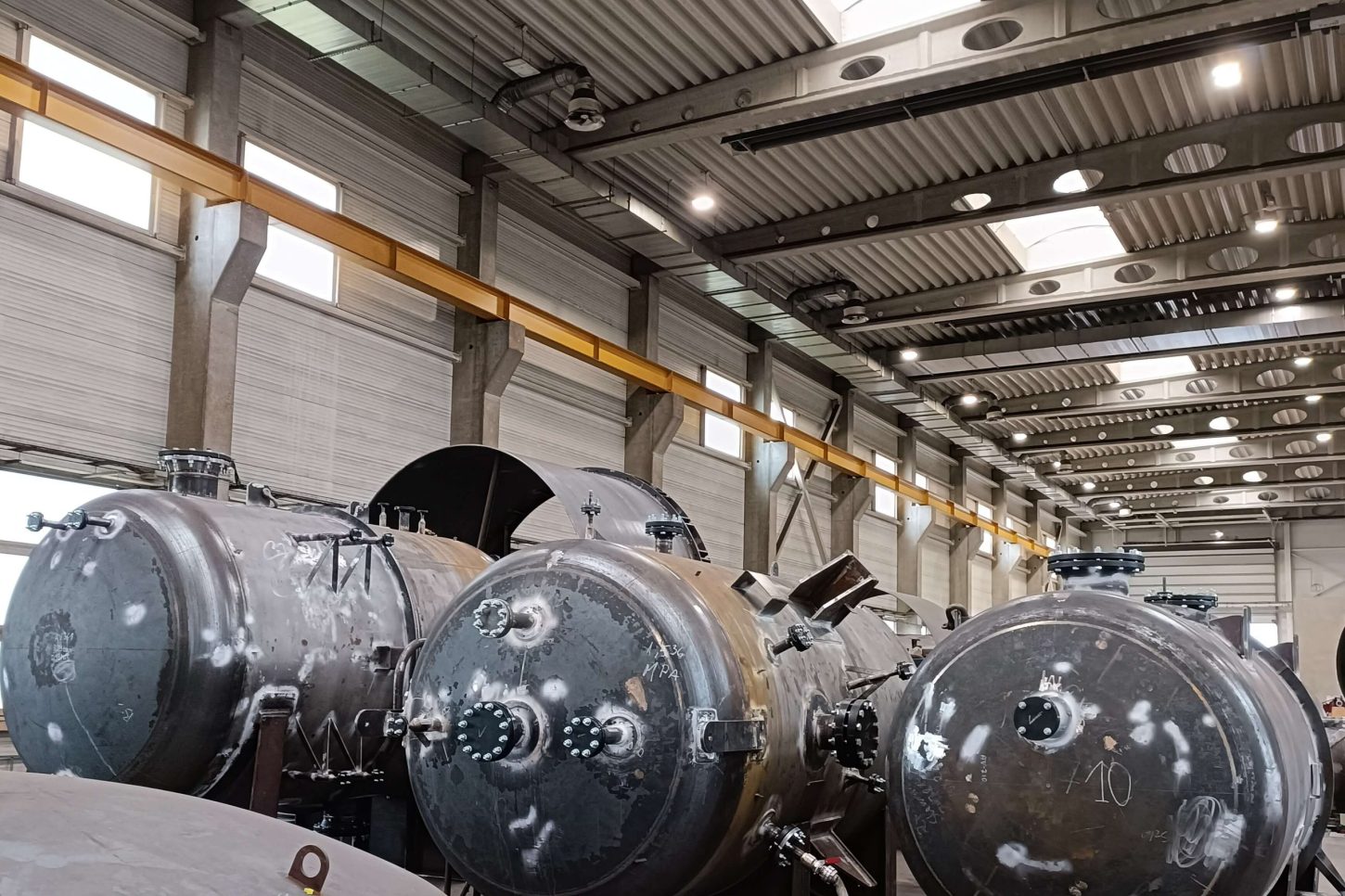 AV-361, AV-553, AV-710